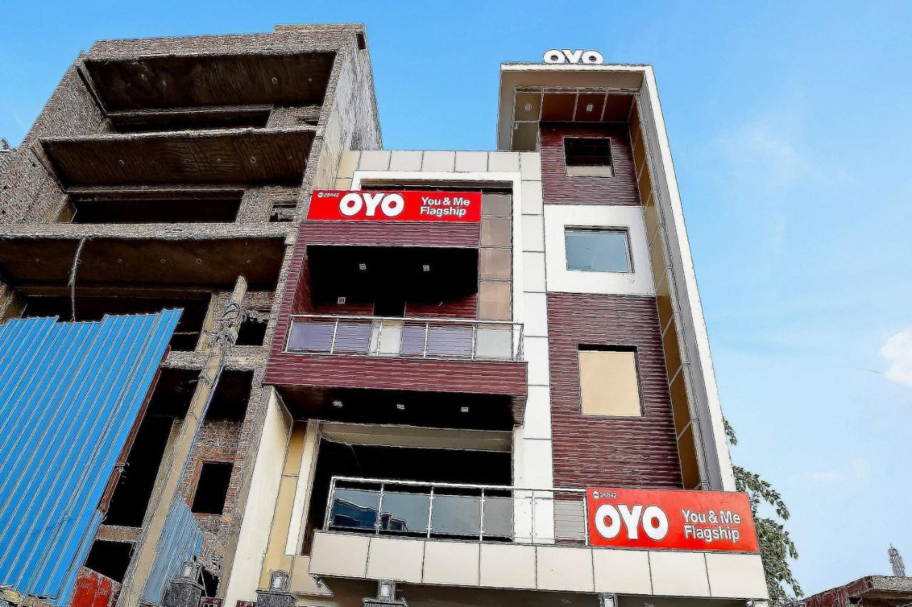 Hotel O Olive Saffron Delhi  Exterior photo